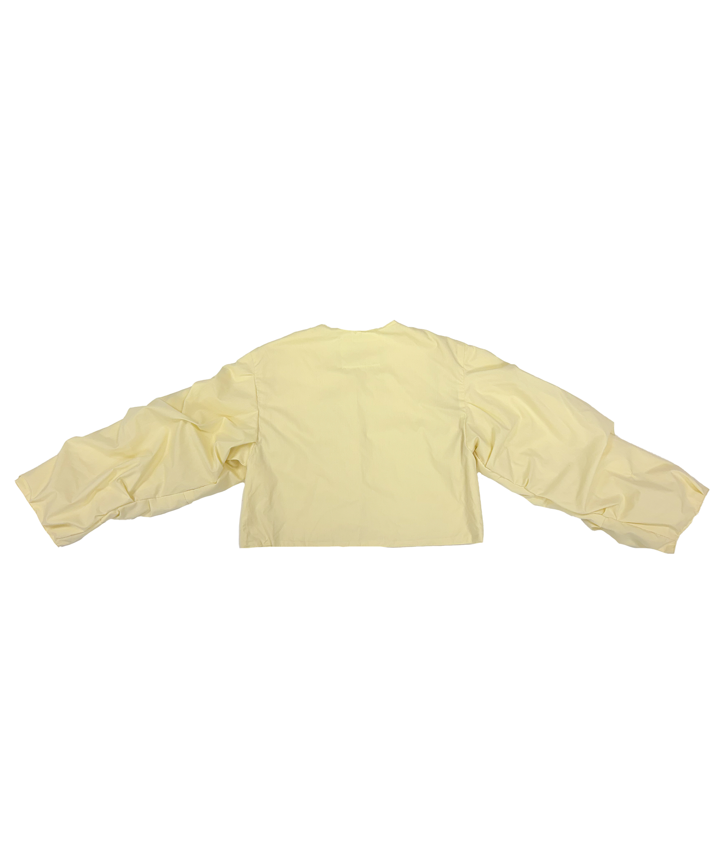 camisa mangas arrugadas amarillo mantequilla